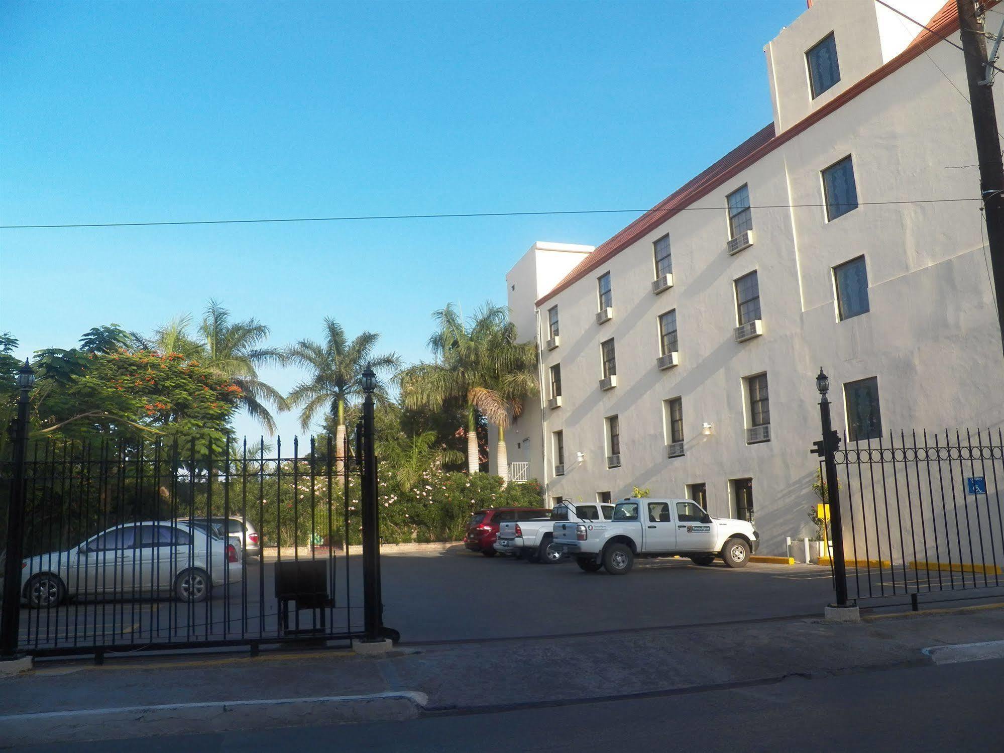 Best Western Hotel Plaza Matamoros מראה חיצוני תמונה