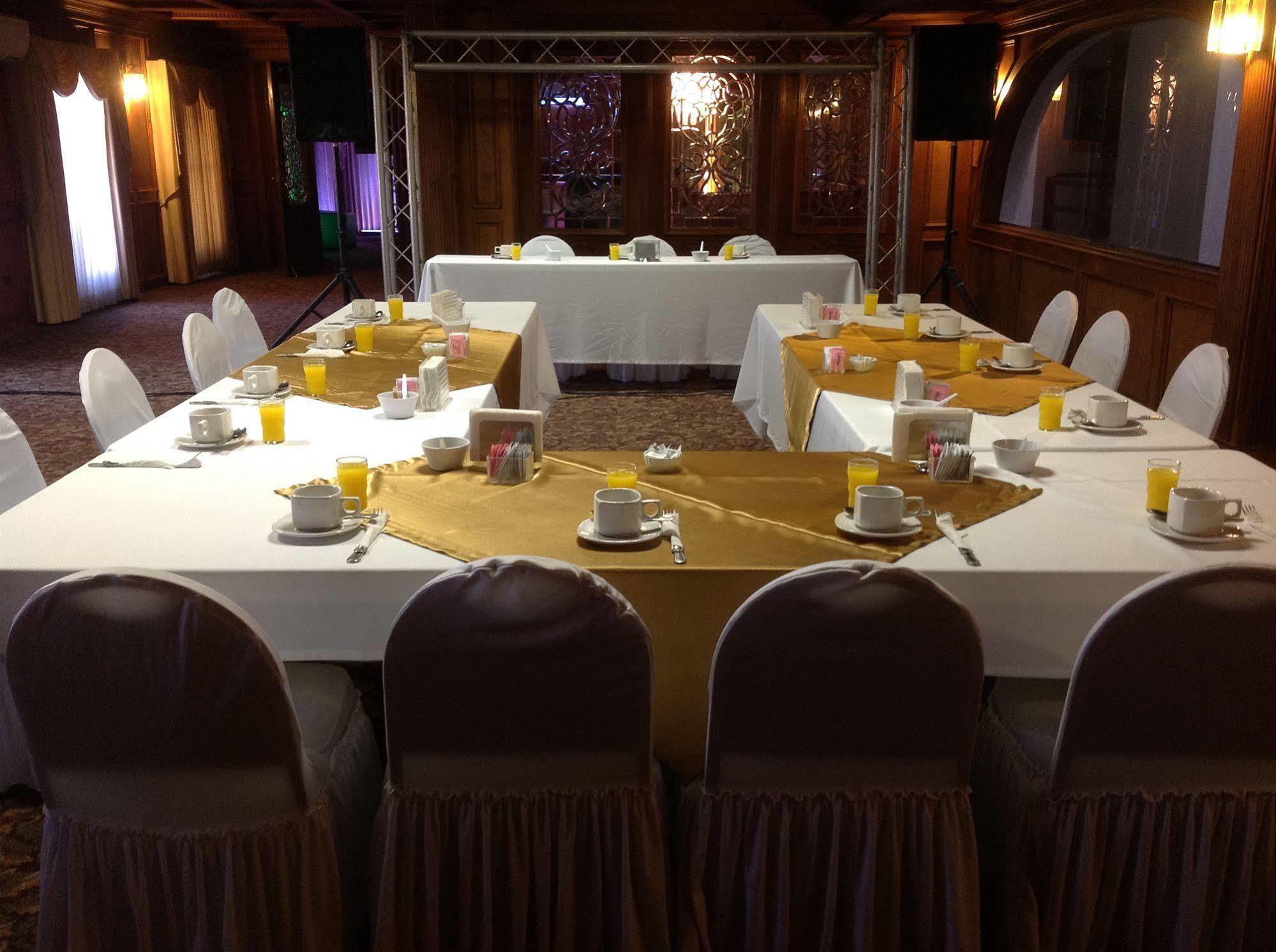 Best Western Hotel Plaza Matamoros מראה חיצוני תמונה